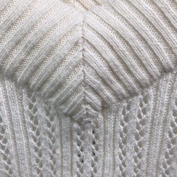 Guess - Picture 4 of 4